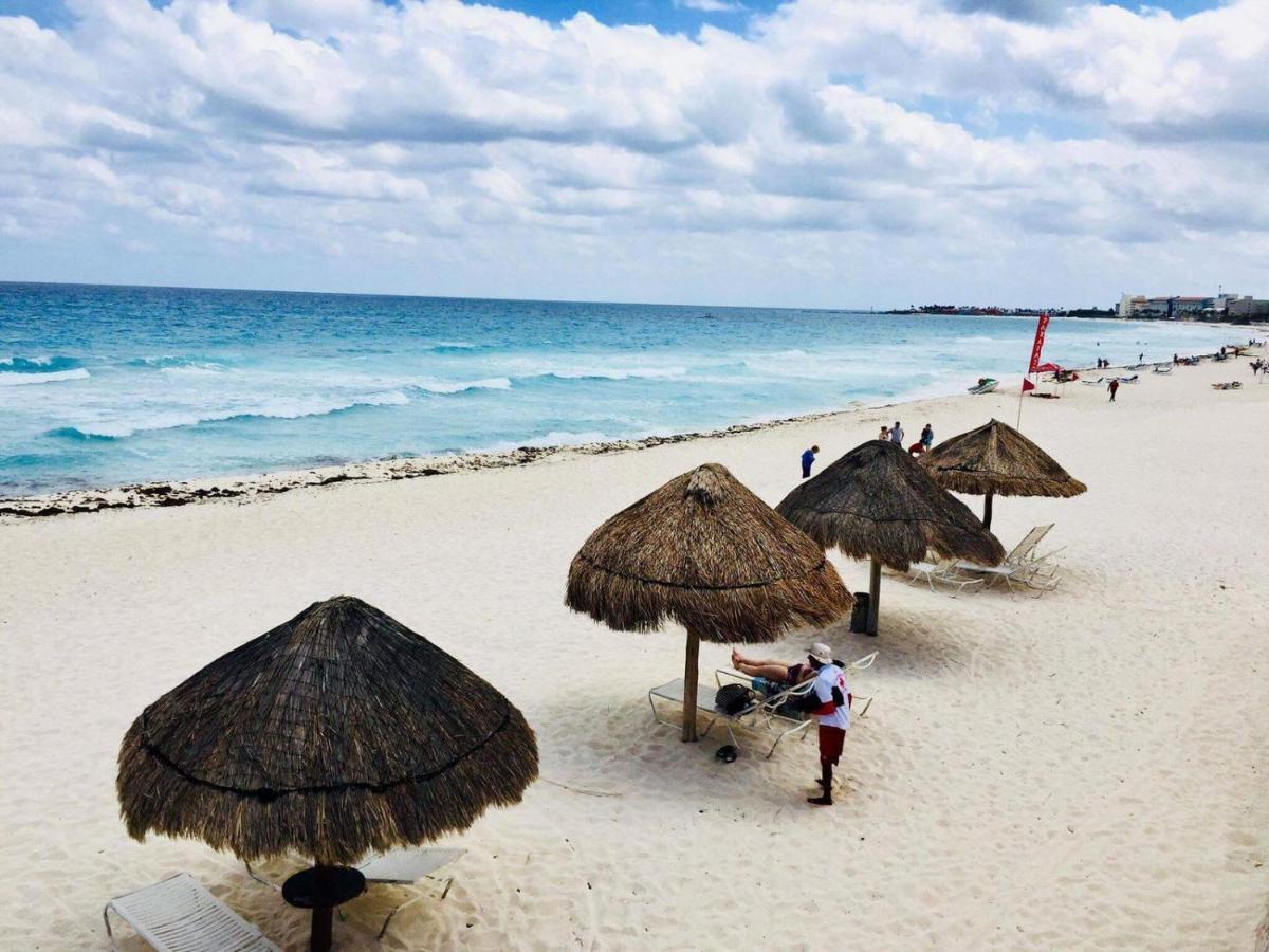 Brisas Sunset Apartment Cancún Exterior foto