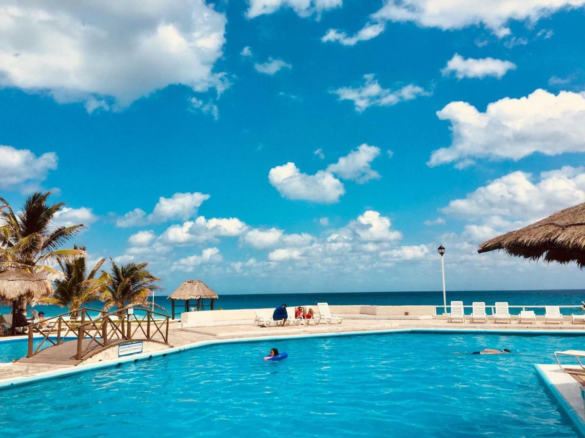 Brisas Sunset Apartment Cancún Exterior foto